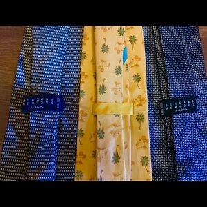 🌿SALE🌿3 TIES - 2 BERGAMO New York and 1 TOMMY BAHAMA Silk Ties
